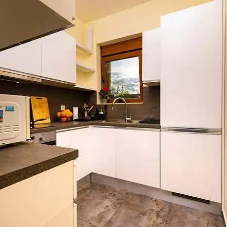 3-bedroom Apt Karavelov Next To Kapana