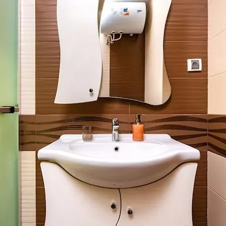 3-bedroom Apt Karavelov Next To Kapana * Пловдив